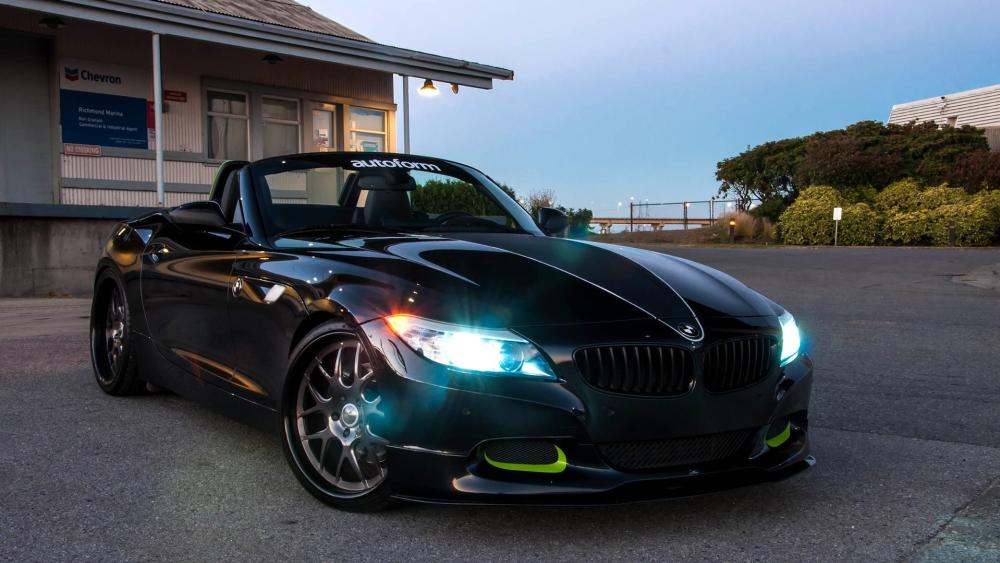 Sleek BMW Z4 at Dusk wallpaper