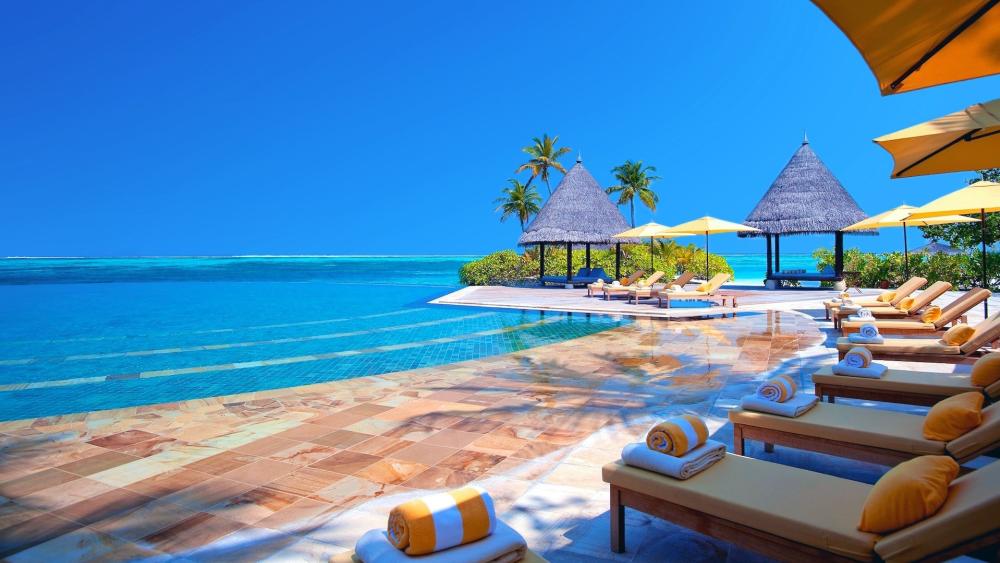 Four Seasons Resort Maldives at Kuda Huraa wallpaper