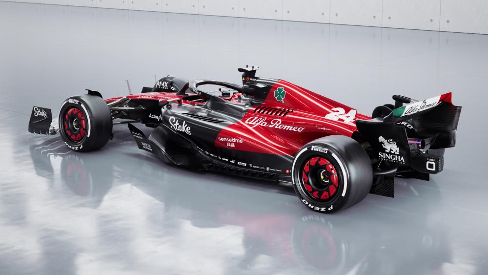 Alfa Romeo F1 Car in 4K Glory wallpaper