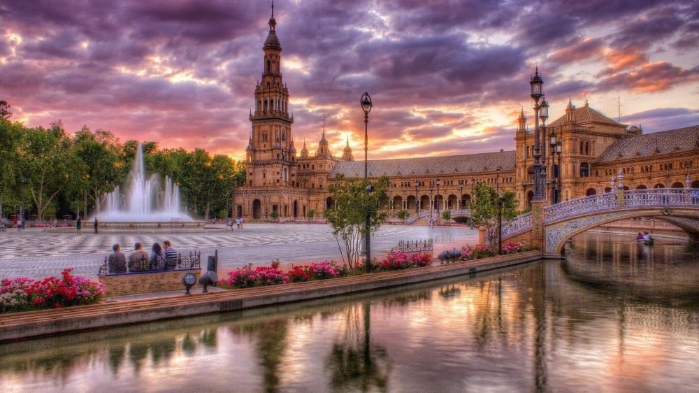 Plaza de España at Sunset Serenity wallpaper