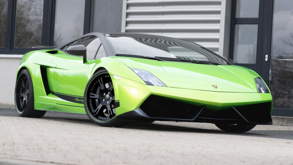 Lamborghini Gallardo in Vibrant Green Glory wallpaper