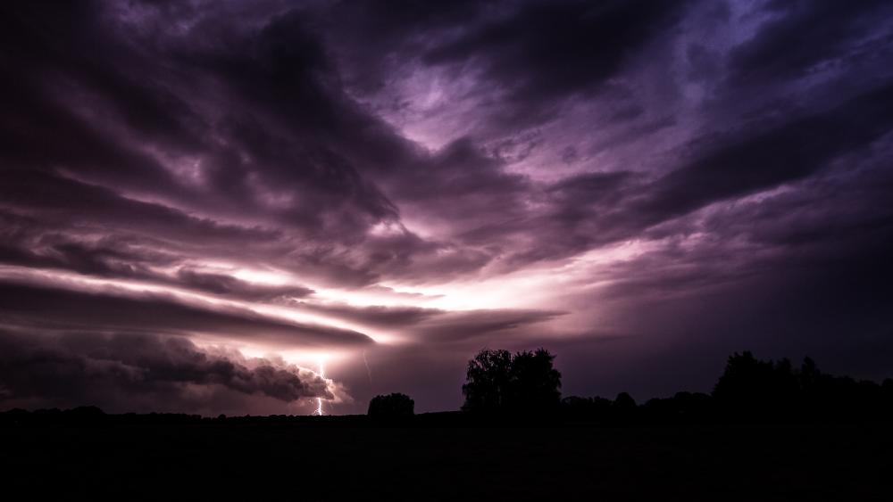 Thunderstorm Majesty wallpaper