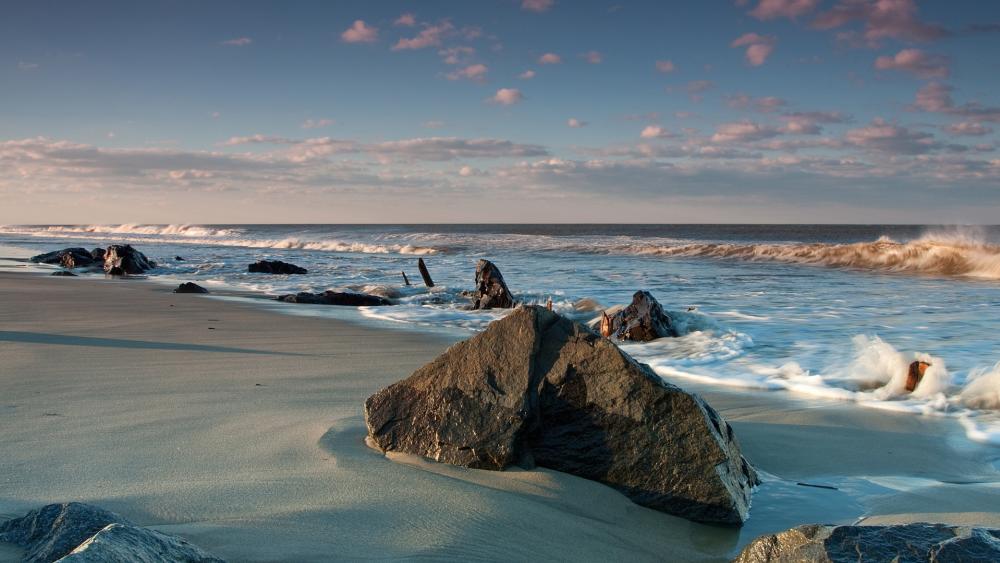 Serene Horizon by the Sea Shore wallpaper