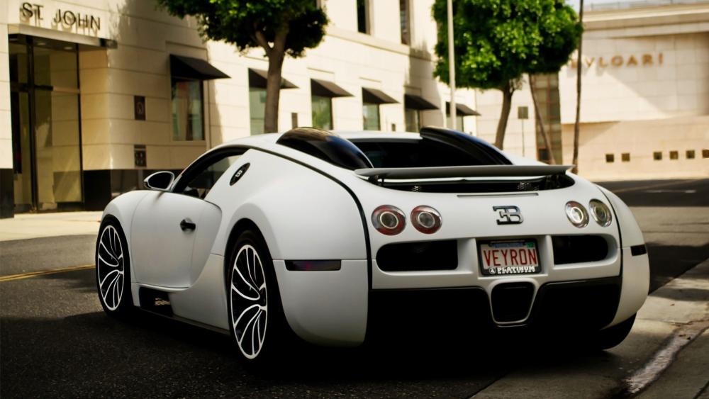 Bugatti Veyron Elegance in Urban Setting wallpaper