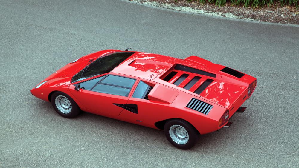 Lamborghini Countach LP400 Vintage Elegance in 4K wallpaper