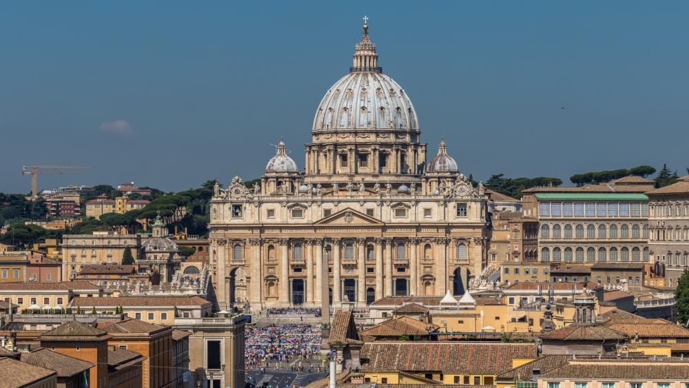 Saint Peter's Basilica in Stunning 4K Clarity wallpaper