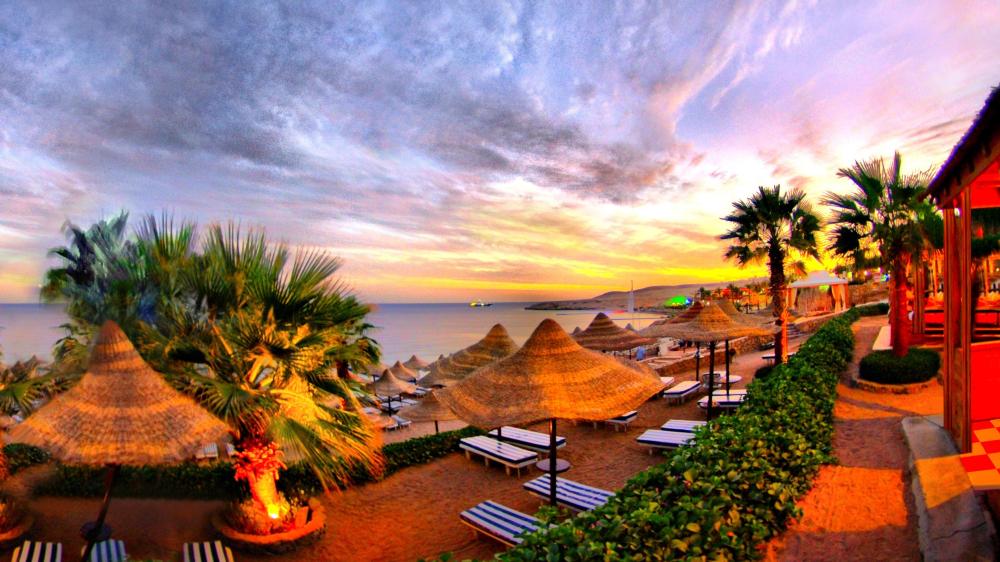Seaside Serenity at Sunset wallpaper