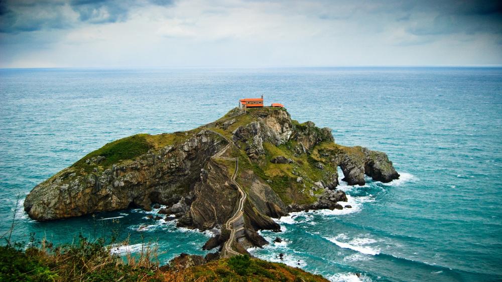 Gaztelugatxe islet wallpaper