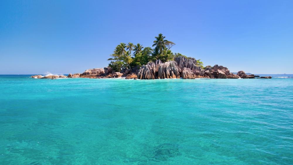 Tropical Paradise of St. Pierre Island Seychelles wallpaper