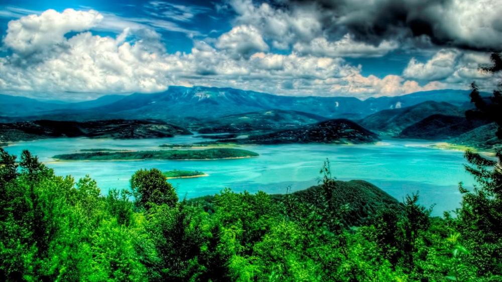 Majestic Mountain and Blue Lake Escape wallpaper