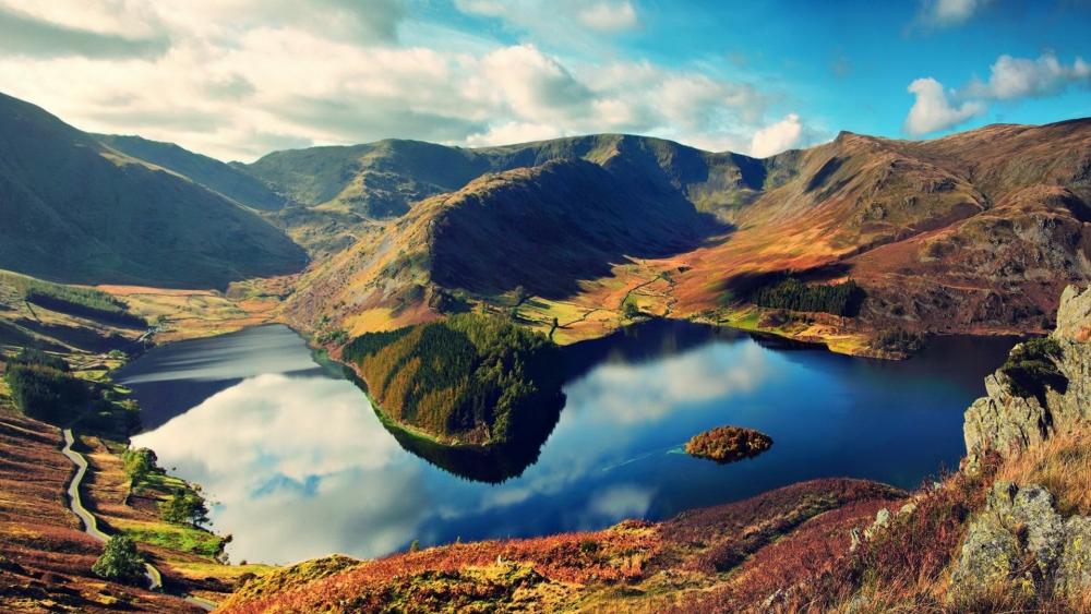 Majestic Serenity of Hawes Water Landscape wallpaper