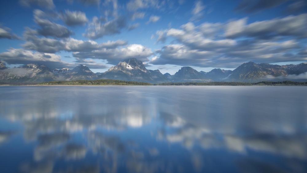 Jackson Lake Tranquility in Wyoming's Peaks wallpaper