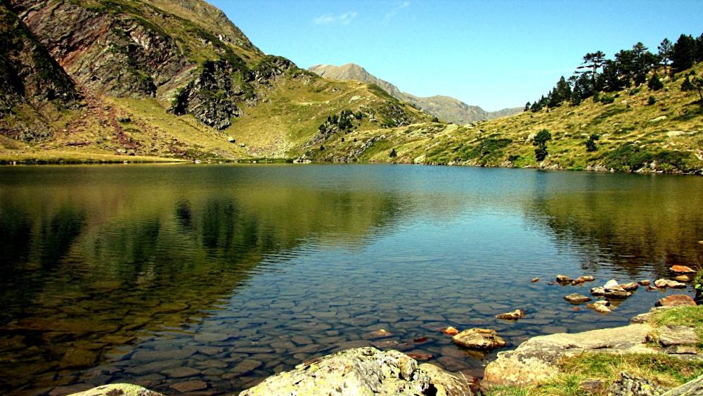 Serene Alpine Tarn Landscape wallpaper