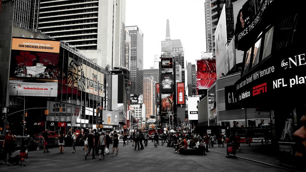 Times Square Vibrancy in Black and White wallpaper