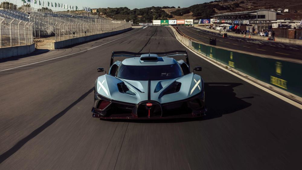 Bugatti Bolide Dominates the Track in Stunning 4K wallpaper