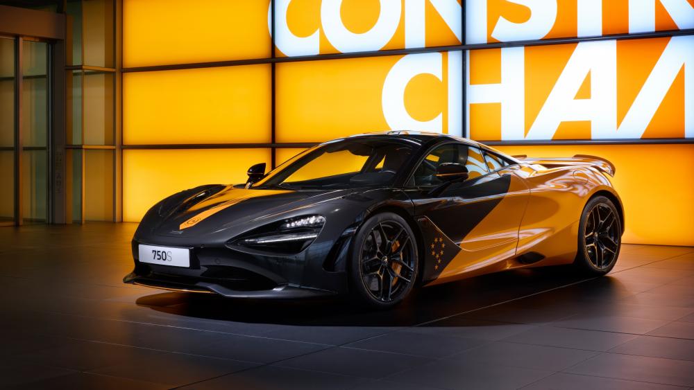 McLaren 750S Supercar Elegance in 4K wallpaper