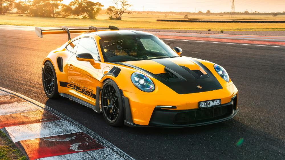Porsche 911 GT3 RS on the Track wallpaper