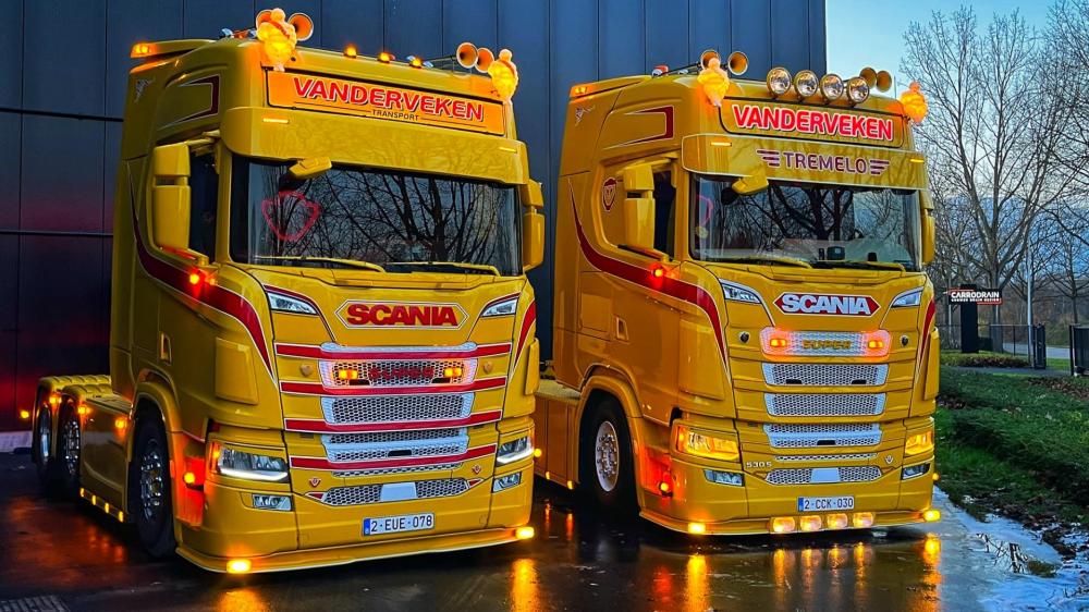 Yellow Scania Trucks Shining in 4K Detail wallpaper