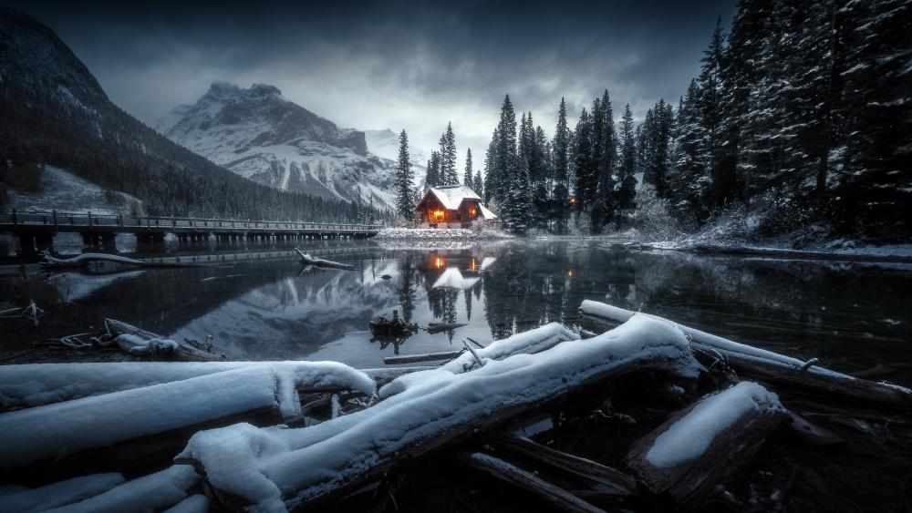 Emerald Serenity at Yoho National Park wallpaper
