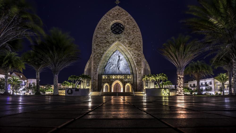 Ave Maria University at Night: A Serene View wallpaper