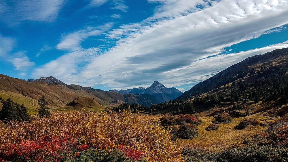 Majestic Alpine Landscape in Stunning 4K Clarity wallpaper