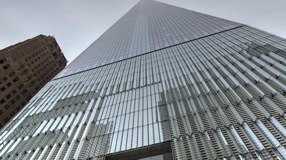 Skyscraper Majesty One World Trade Center in New York City wallpaper