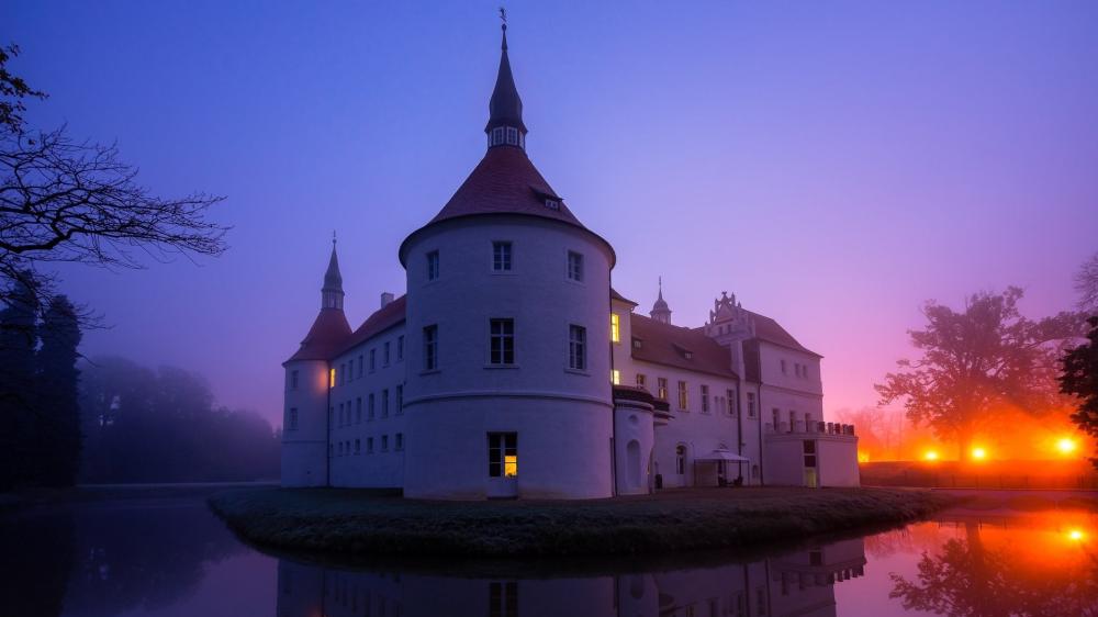 Enchanting Evening at Fürstlich Drehna Castle wallpaper