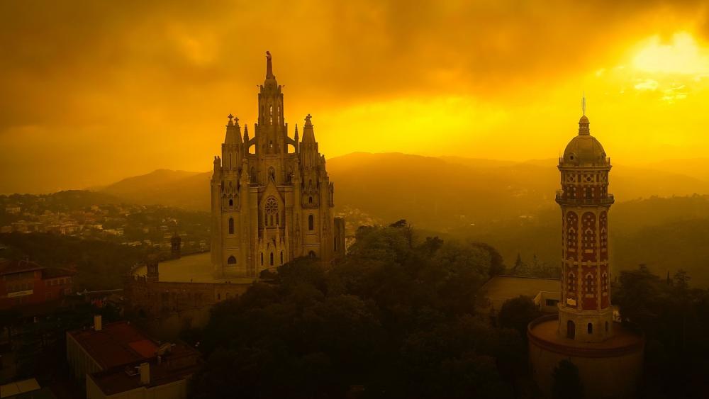 Tibidabo's Golden Hour Majesty wallpaper