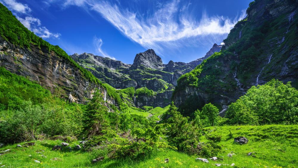 Majestic Alpine Beauty in France's Natural Wonder wallpaper