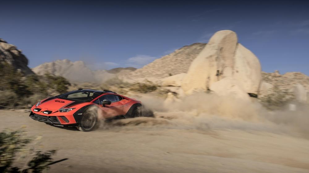 Lamborghini Huracán Sterrato Off-Road Adventure wallpaper
