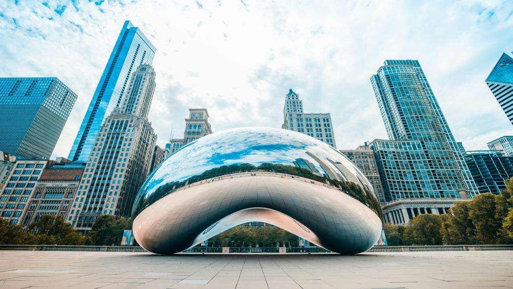 Millennium Park's Iconic Bean Sculpture Reflections wallpaper