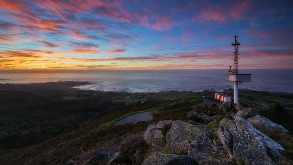 Majestic Coastal Dawn Horizon wallpaper