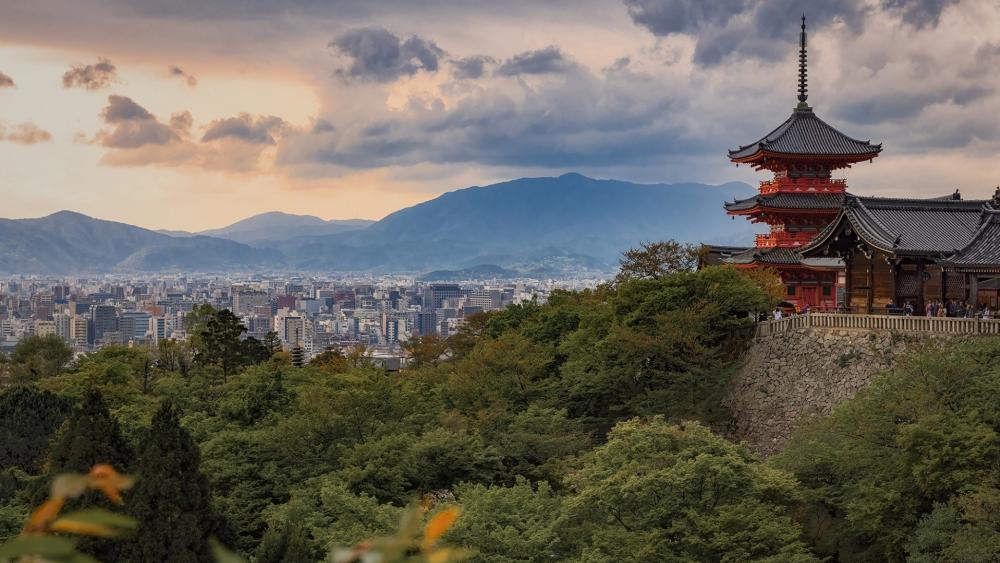 Tranquil Views of Koyasu Pagoda and Kyoto Skyline wallpaper