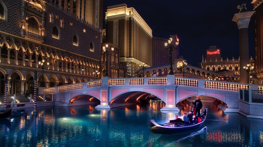 Gondola Elegance at Venetian Resort Las Vegas wallpaper