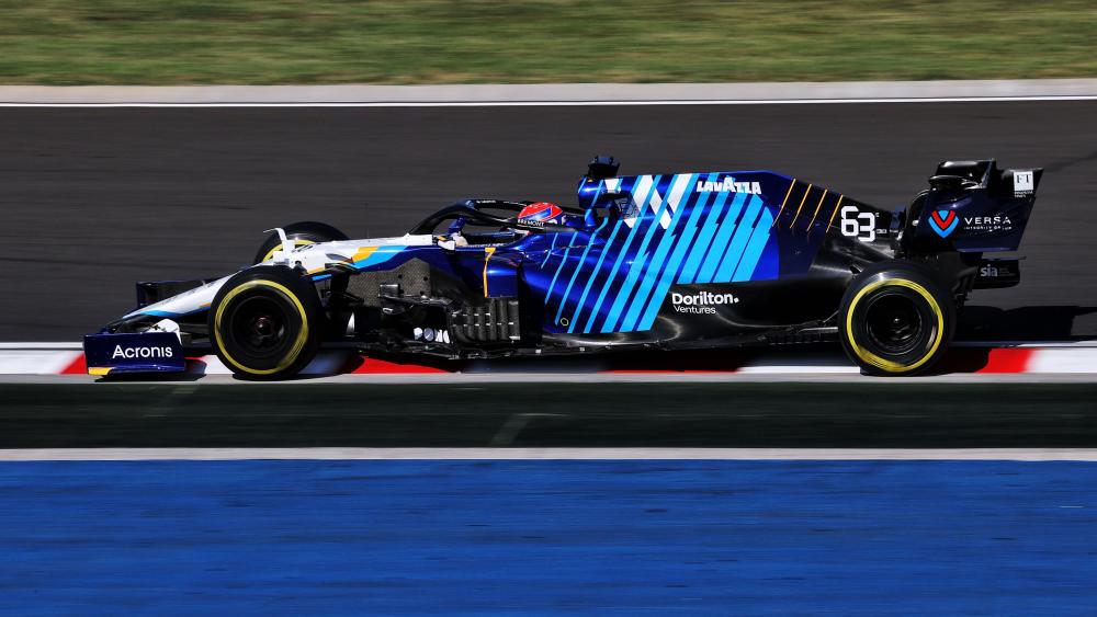 Speed and Precision: Formula Racing Excellence wallpaper