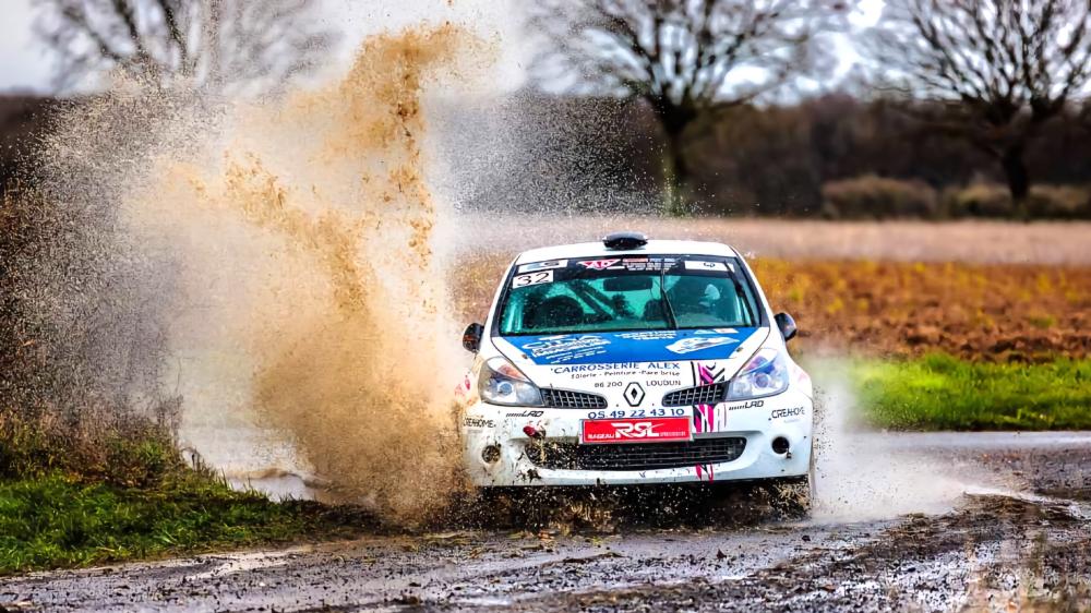 Clio R3 La Vienne 2024 wallpaper