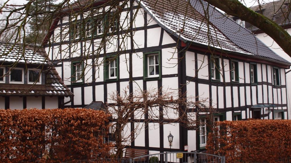 Half-Timbered House in Stadt Blankenberg Germany wallpaper