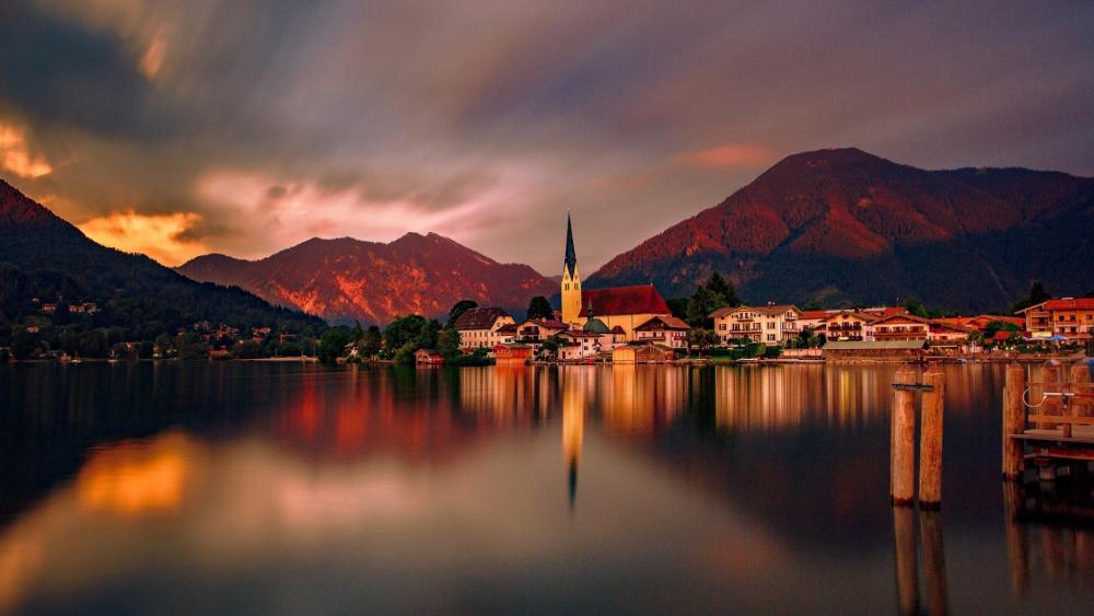 Serene Twilight Over Lake Tegernsee wallpaper