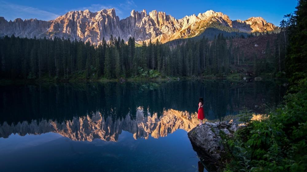 Serenity of Italian Alpine Reflections in Karersee Lake wallpaper