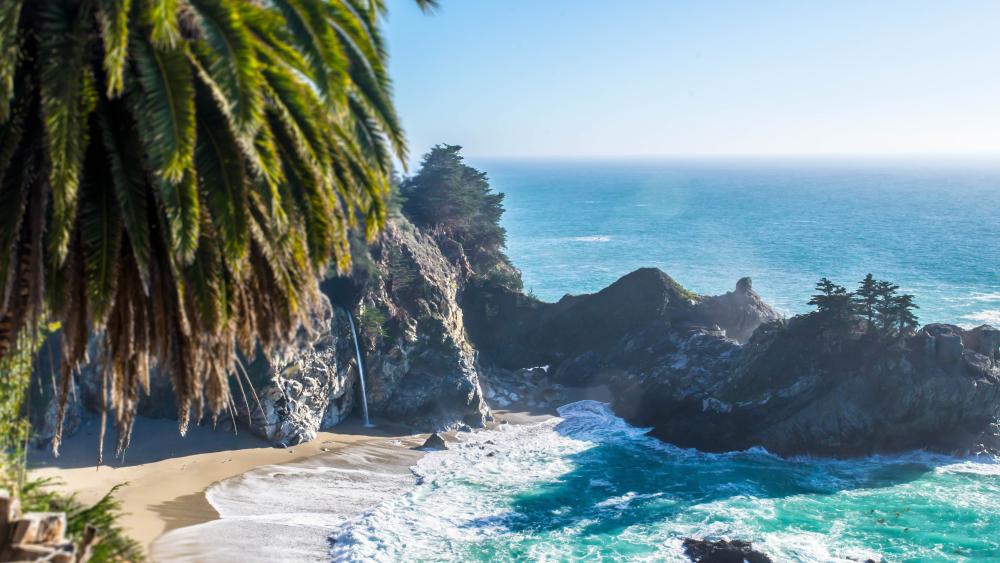 Coastal Tranquility and Natural Beauty at McWay Falls wallpaper