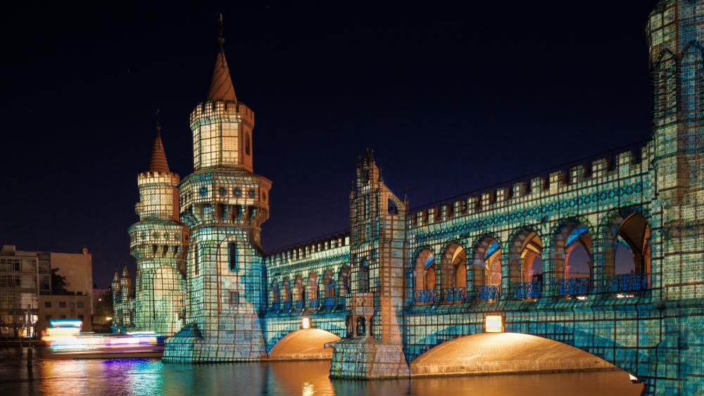 Oberbaum Bridge Night Lights Over the Spree River Berlin wallpaper