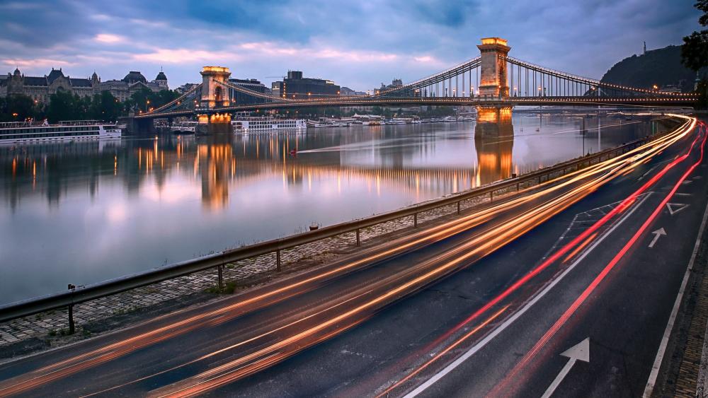 Twilight Light Trails at Budapest Chain Bridge Over the Danube wallpaper