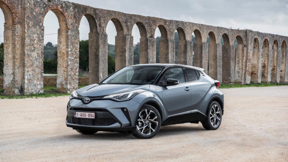 2025 Toyota C-HR 5K Wallpaper by Stone Arches and Open Road wallpaper