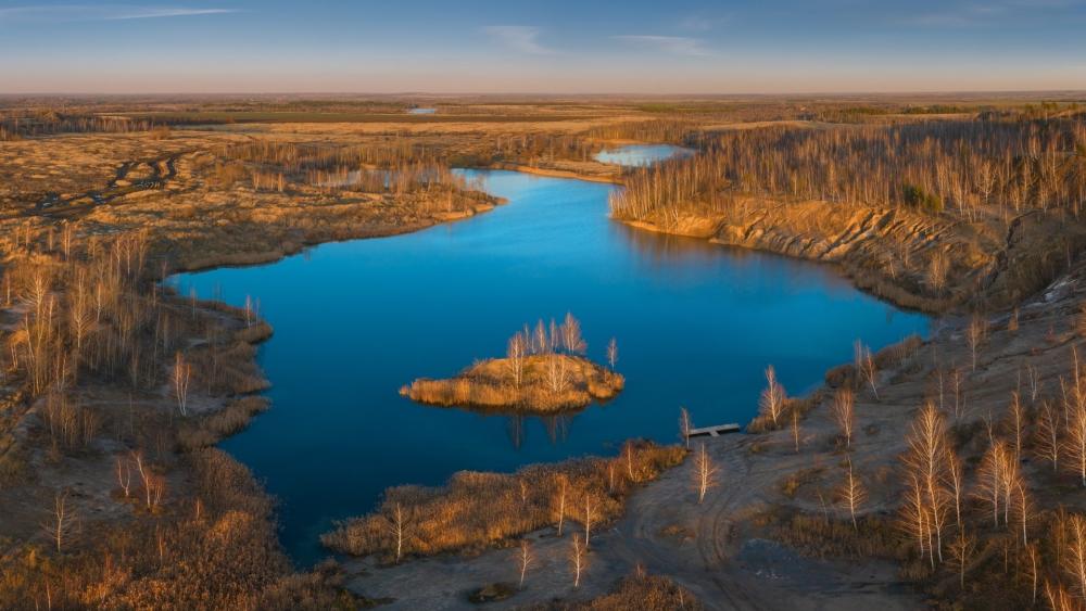 Azure Quarry Lakes of Romantsevskiye Gory at Golden Hour wallpaper