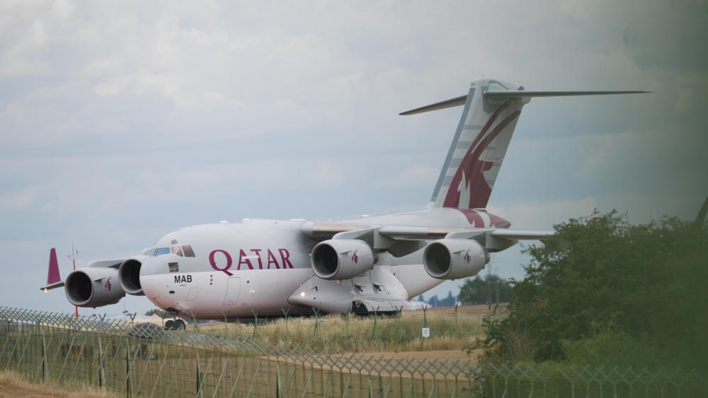 qatar c17 at riat 2025 wallpaper