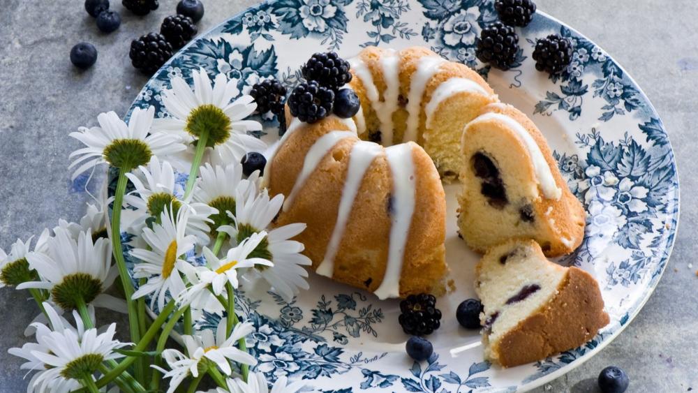 Blueberry Glazed Gugelhupf on Vintage Floral Plate wallpaper