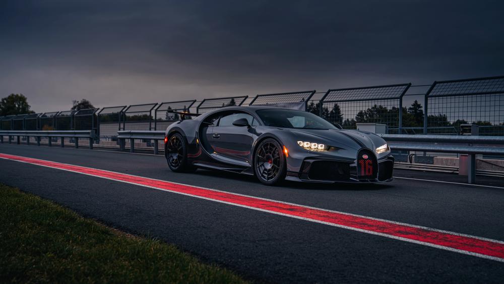 Bugatti Chiron Hypercar Poised for the Night Run in 8K wallpaper
