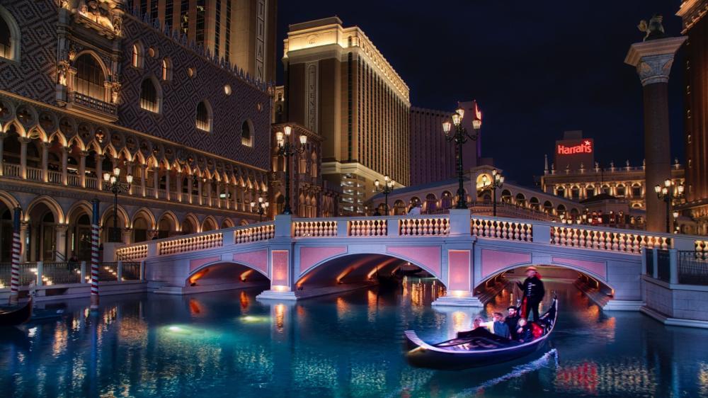 Venetian Nights on the Las Vegas Strip Gondola Glow and Grand Architecture wallpaper