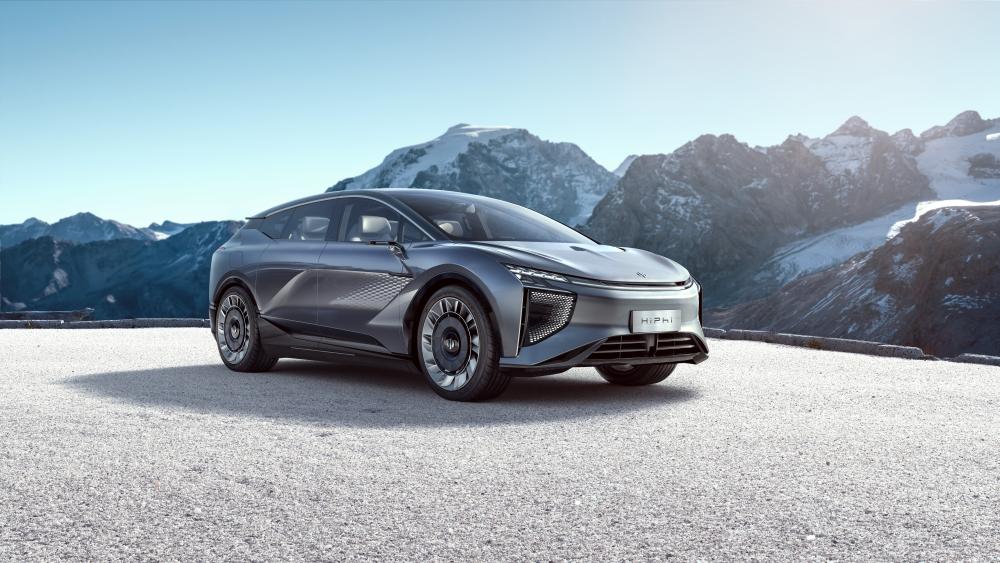 HiPhi Luxury Electric SUV Against Alpine Peaks in Crisp 5K wallpaper