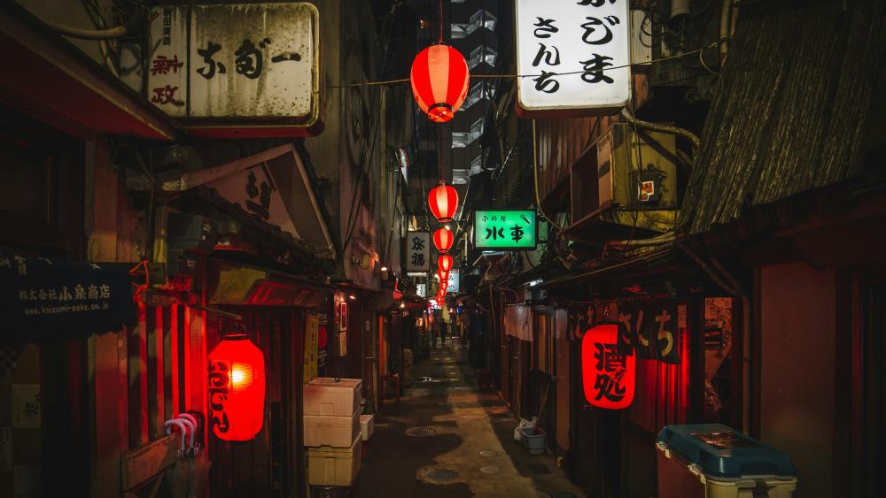 Lantern Lit Tokyo Alleyway at Night Market Atmosphere in 4K wallpaper